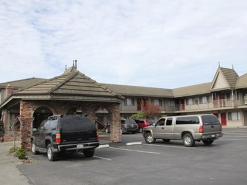 Ramada Bayside & 3* Eureka