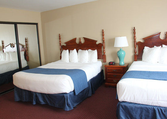 Hotel Ramada Bayside & 3*